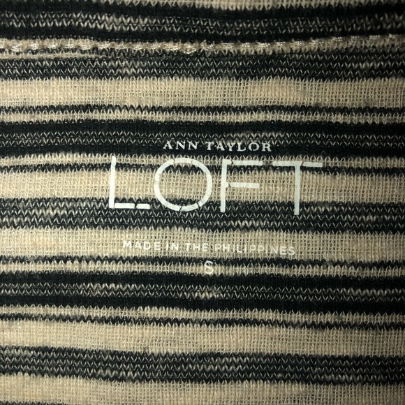 Ann Taylor Black and Tan pullover striped dress. - Picture 7 of 8